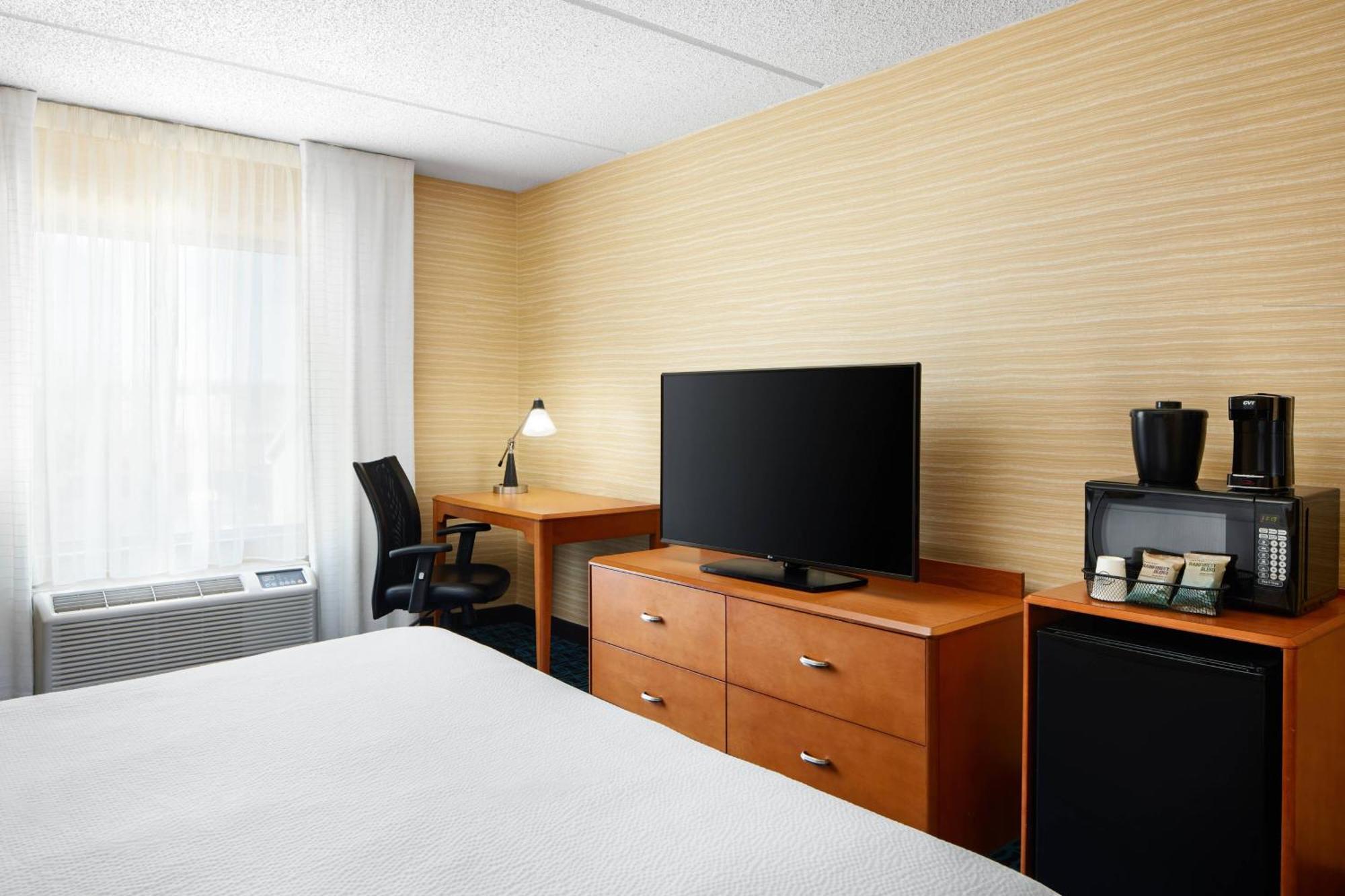 Fairfield Inn And Suites By Marriott Plainville Eksteriør bilde