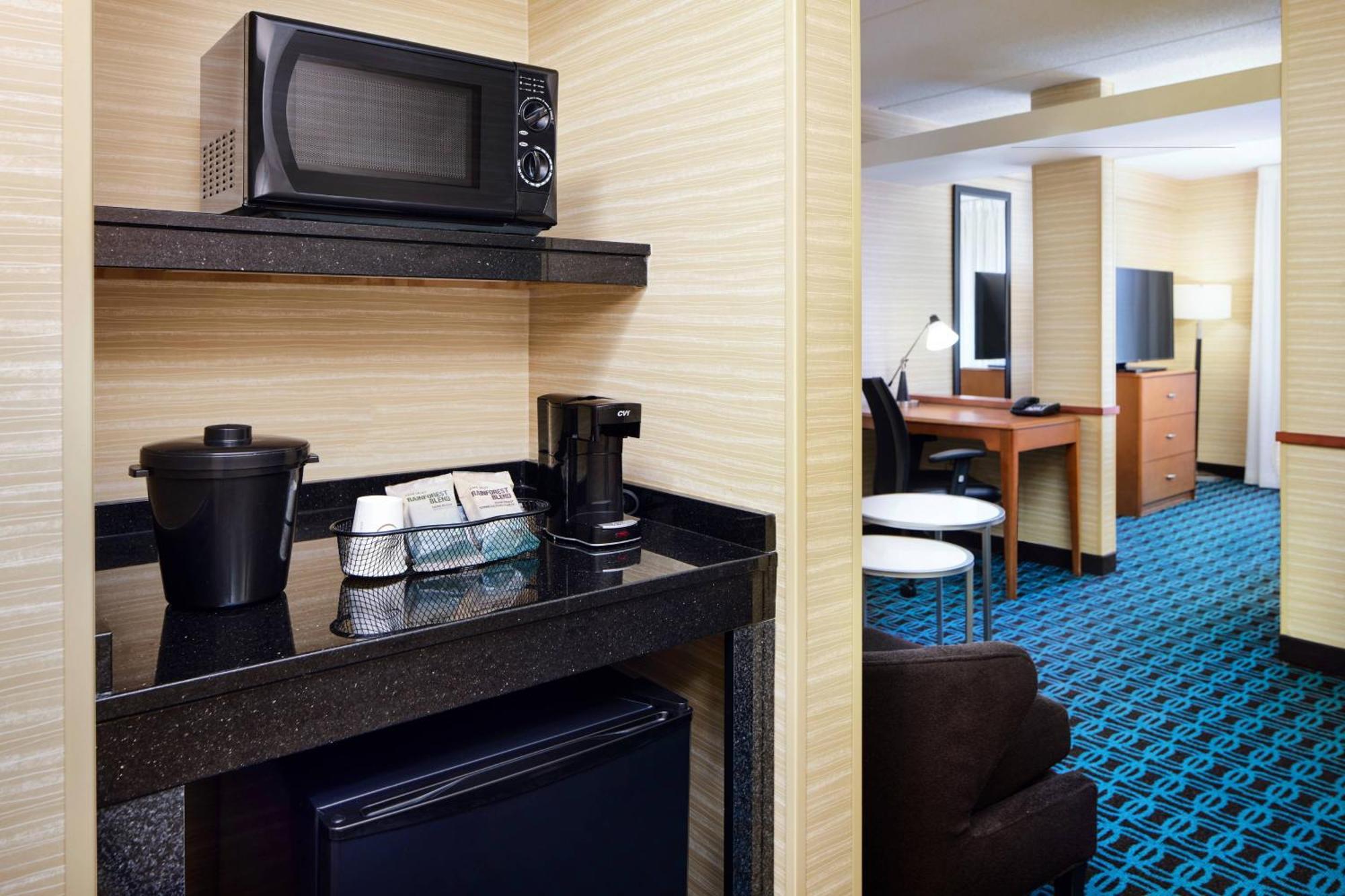 Fairfield Inn And Suites By Marriott Plainville Eksteriør bilde